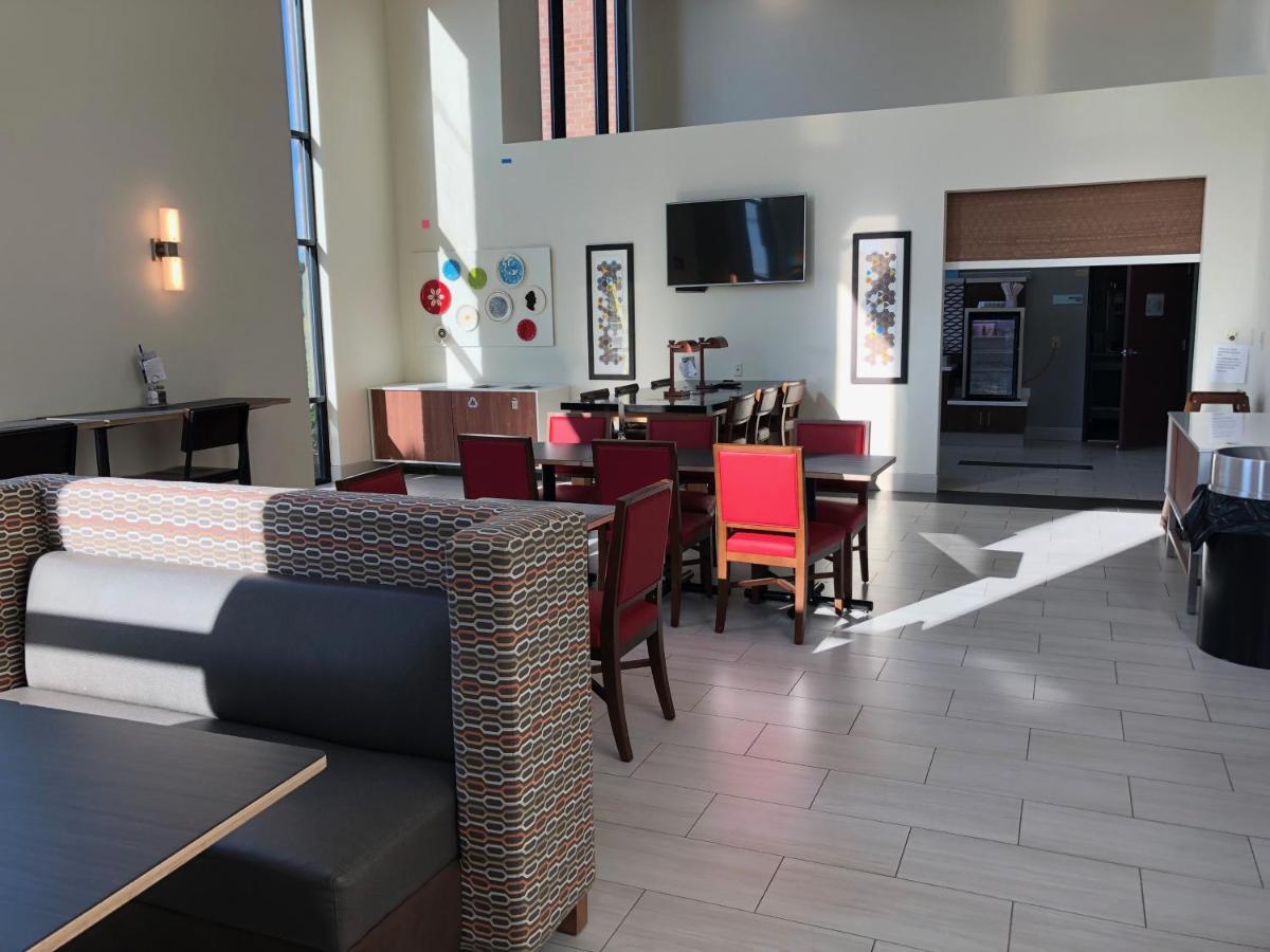 Holiday Inn Express Hotel & Suites Franklin By Ihg מראה חיצוני תמונה